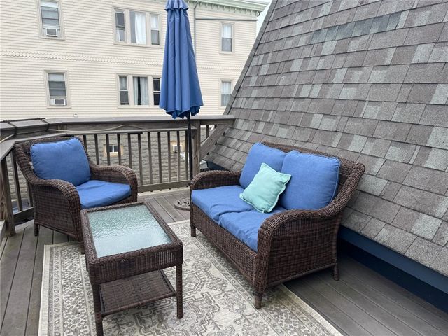 4 Hammond Street 5, Newport, RI 02840
