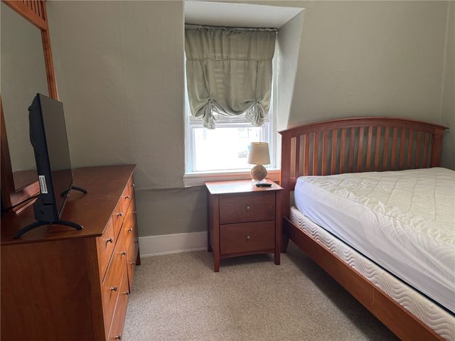 4 Hammond Street 5, Newport, RI 02840
