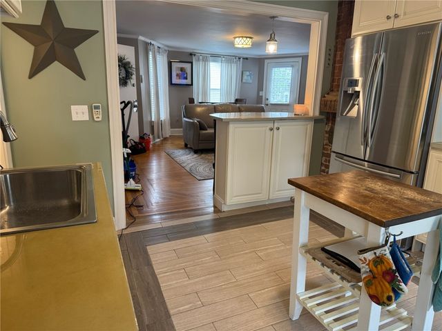 4 Hammond Street 5, Newport, RI 02840
