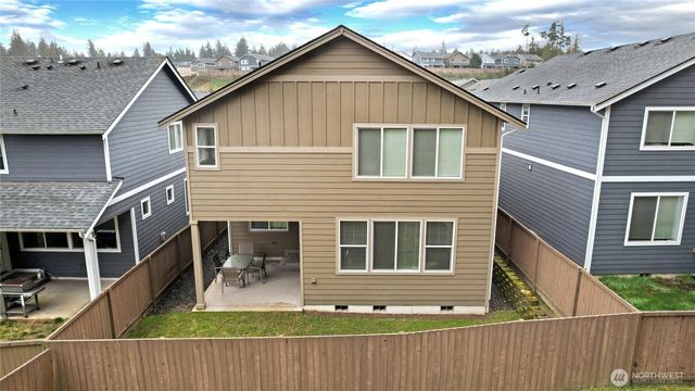 3914 Portside Drive, Bremerton, WA 98312