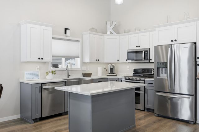 2704 14th Street W, West Fargo, ND 58078