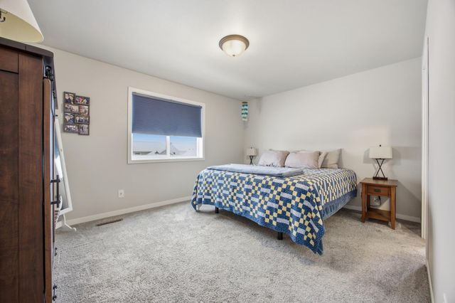 2704 14th Street W, West Fargo, ND 58078