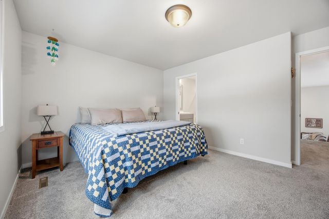 2704 14th Street W, West Fargo, ND 58078