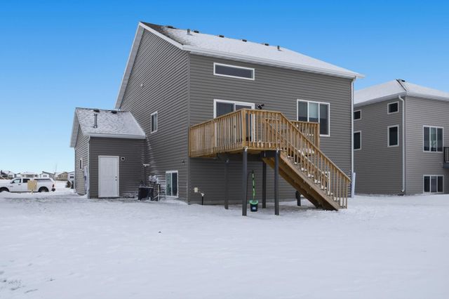 2704 14th Street W, West Fargo, ND 58078