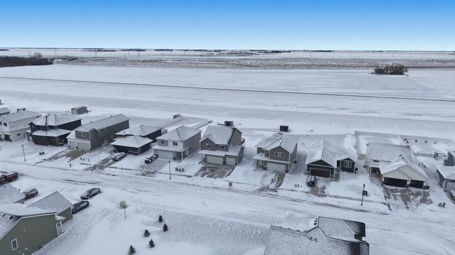 2704 14th Street W, West Fargo, ND 58078