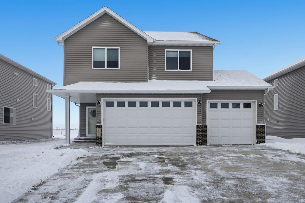 2704 14th Street W, West Fargo, ND 58078