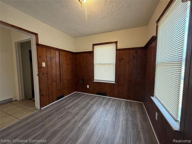16936 Fairfield Street, Detroit, MI 48221