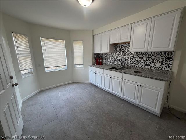 16936 Fairfield Street, Detroit, MI 48221