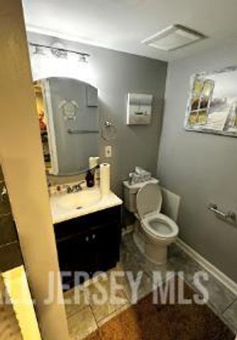 5 Nicholas Drive, Old Bridge, NJ 08857