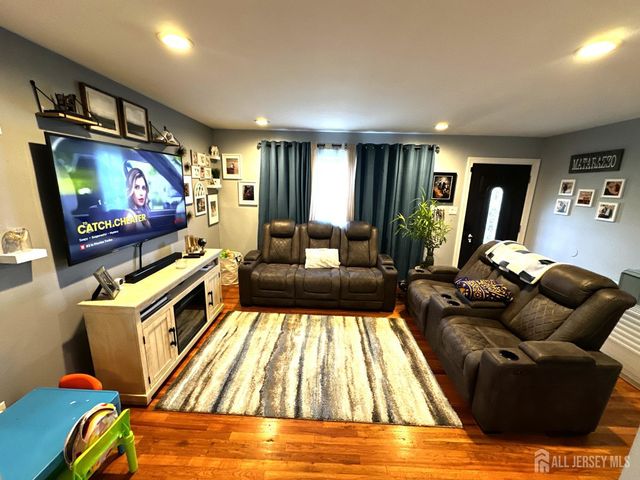 5 Nicholas Drive, Old Bridge, NJ 08857