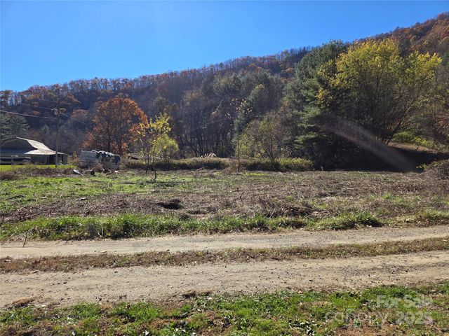 00 Eagles Trace, Canton, NC 28716