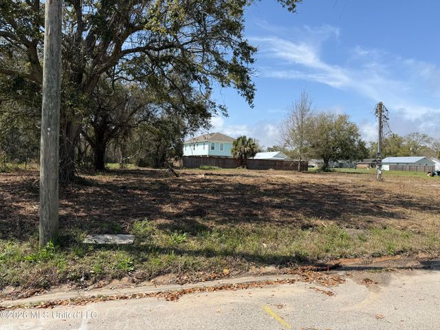 115 Pitcher Point, Long Beach, MS 39560