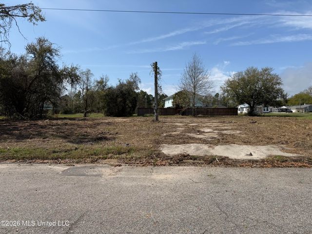 115 Pitcher Point, Long Beach, MS 39560