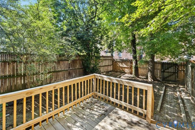 2905 W Grace St, Richmond, VA 23221