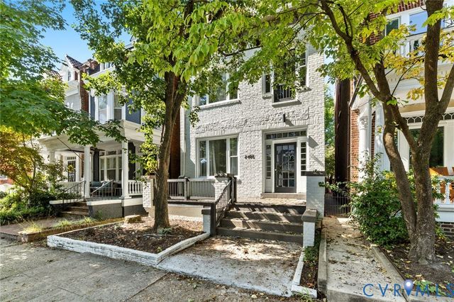2905 W Grace St, Richmond, VA 23221