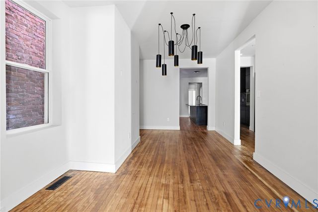 2905 W Grace St, Richmond, VA 23221