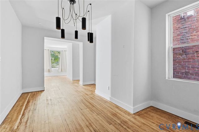 2905 W Grace St, Richmond, VA 23221