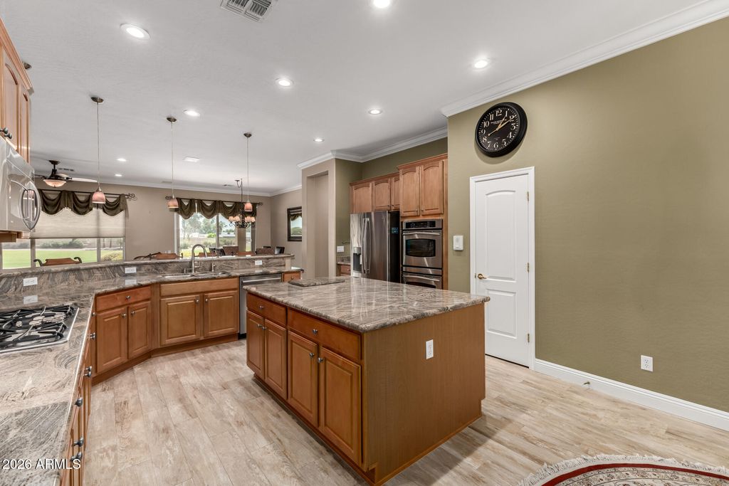 Image 16 of property listing at 12911 W SANTA YNEZ Drive, Sun City West, AZ 85375