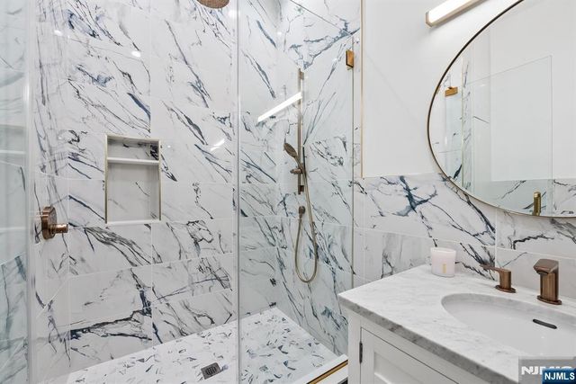 1101 Bloomfield Street B, Hoboken, NJ 07030