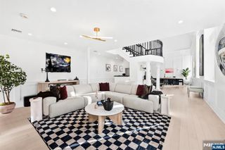 1101 Bloomfield Street B, Hoboken, NJ 07030