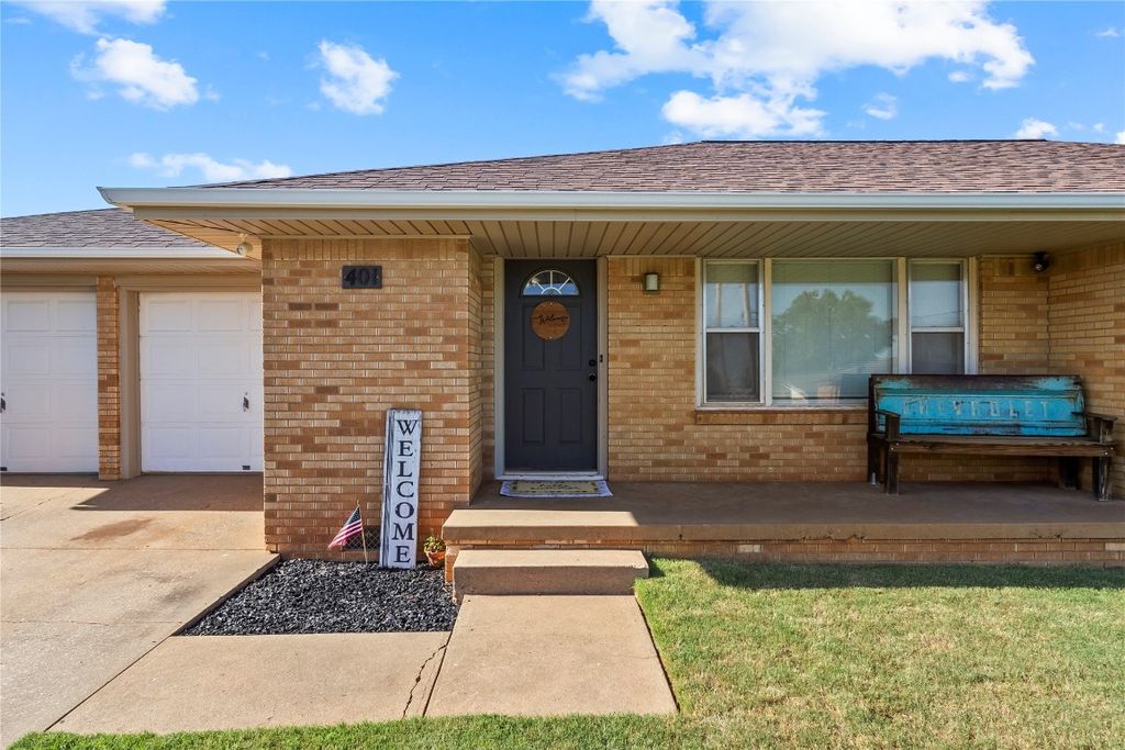 401 E Arlington Avenue, Weatherford, OK 73096