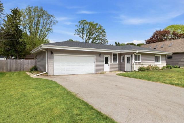 W60N873 Sheboygan ROAD, Cedarburg, WI 53012