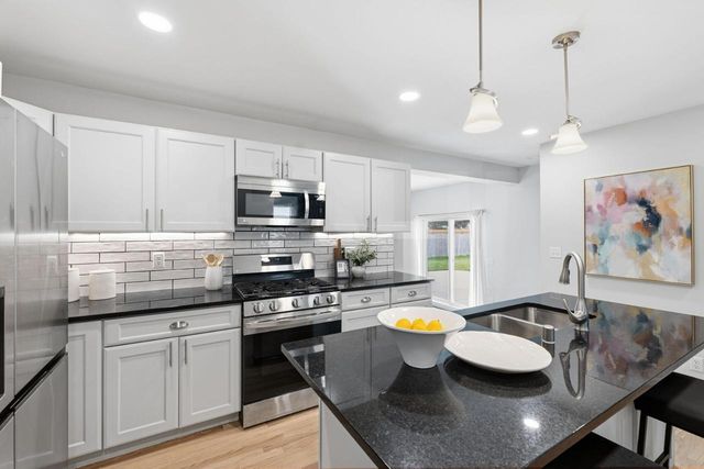 W60N873 Sheboygan ROAD, Cedarburg, WI 53012