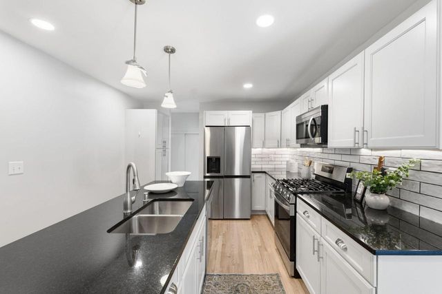 W60N873 Sheboygan ROAD, Cedarburg, WI 53012