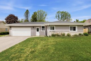 W60N873 Sheboygan ROAD, Cedarburg, WI 53012