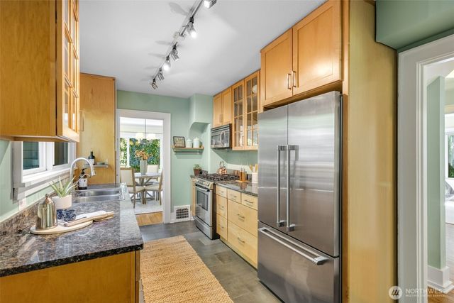 2341 31st Avenue S, Seattle, WA 98144