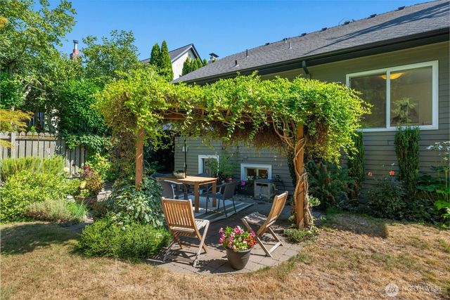 2341 31st Avenue S, Seattle, WA 98144