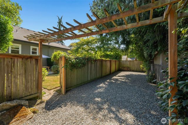 2341 31st Avenue S, Seattle, WA 98144