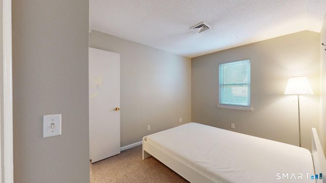 10 Thistle Way APT D, East Windsor, CT 06016