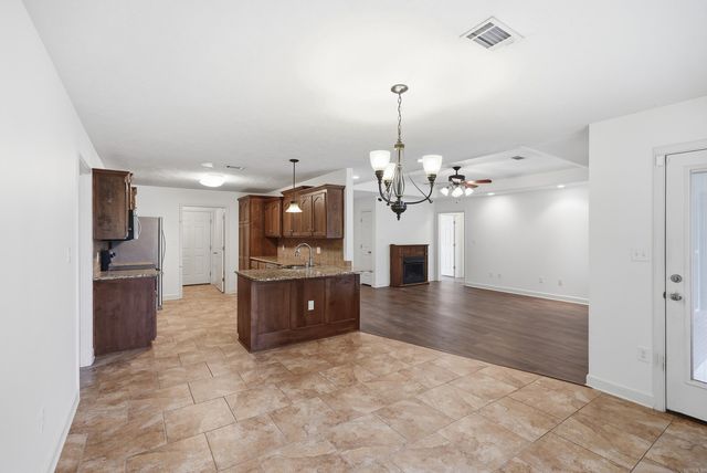 6 Cedar Knolls Loop, Greenbrier, AR 72058