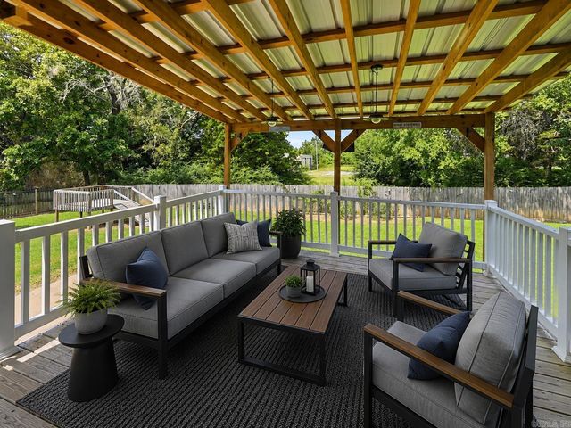 6 Cedar Knolls Loop, Greenbrier, AR 72058