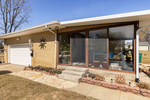 5588 35th Street, Rockford, IL 61109