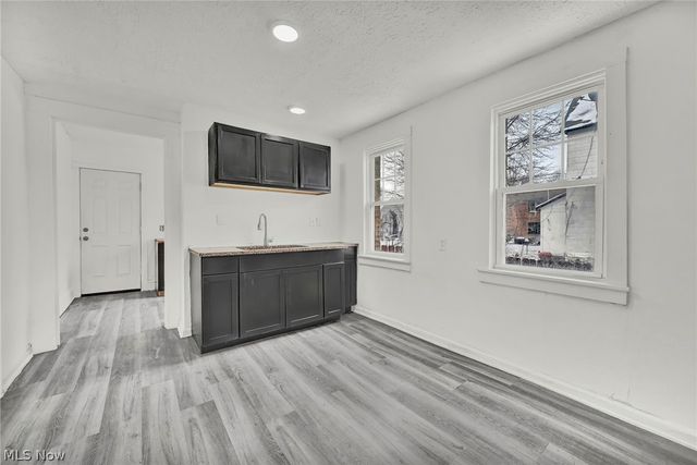 12824 Woodside Avenue, Cleveland, OH 44108