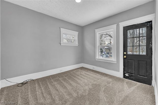 12824 Woodside Avenue, Cleveland, OH 44108