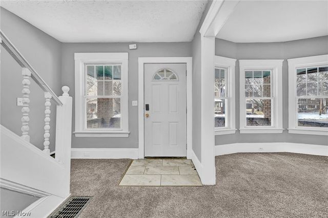 12824 Woodside Avenue, Cleveland, OH 44108