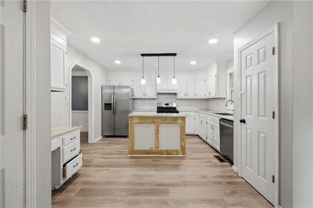 27 Faraday Drive, Douglasville, GA 30134