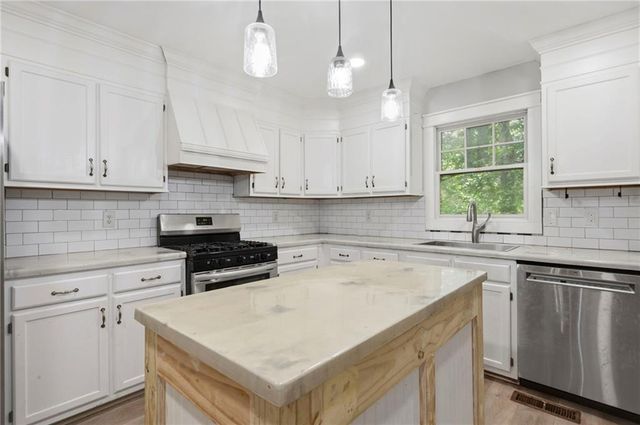 27 Faraday Drive, Douglasville, GA 30134