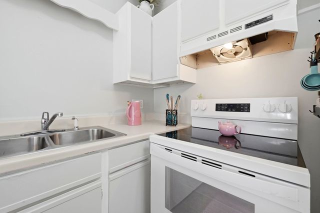 1851 Colony Dr Apt 5R, Myrtle Beach, SC 29575