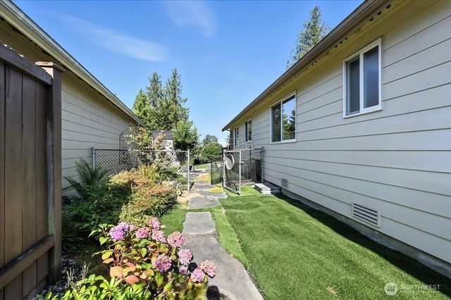 6200 73rd Avenue SE, Marysville, WA 98270