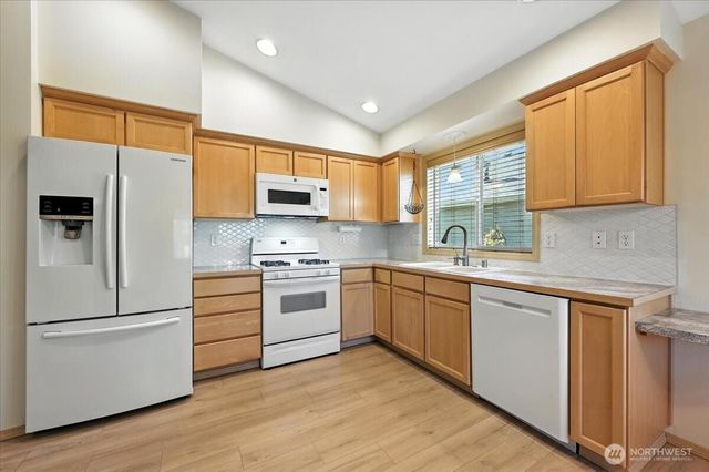 6200 73rd Avenue SE, Marysville, WA 98270