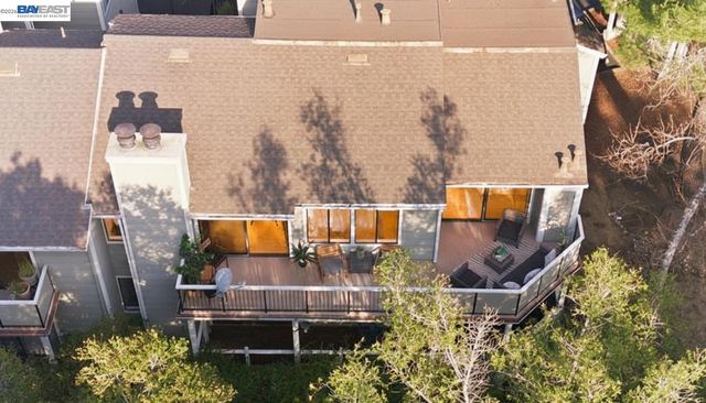 2455 Saint Helena Dr 5, Hayward, CA 94542