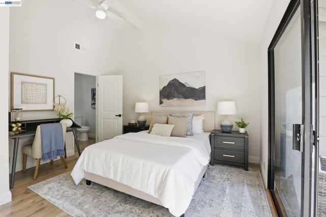 2455 Saint Helena Dr 5, Hayward, CA 94542