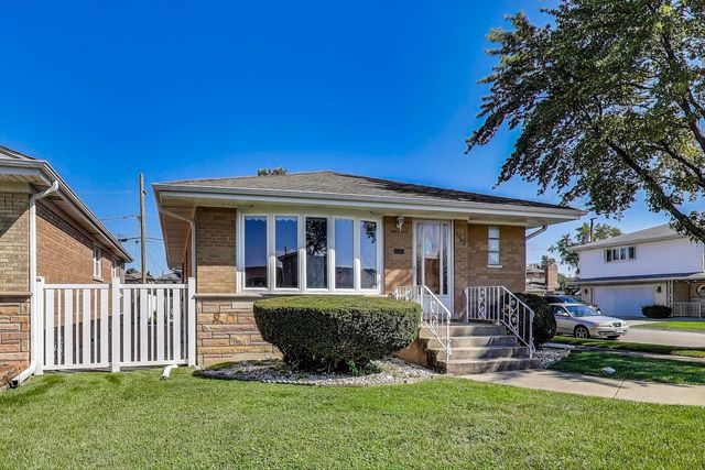 7502 W Strong Street, Harwood Heights, IL 60706