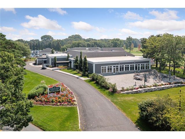 36 Deer Hills Drive, North Oaks, MN 55127