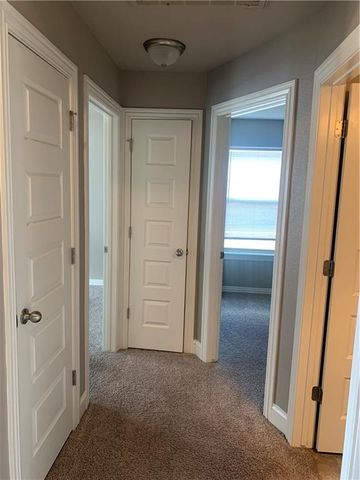 2011 N Carl Street, Siloam Springs, AR 72761