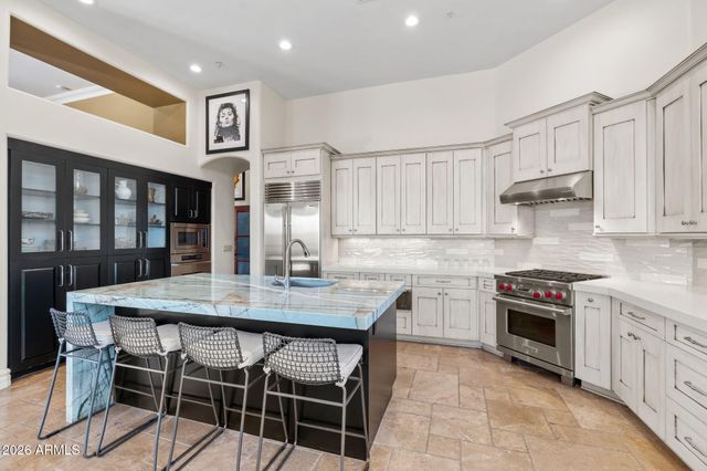 7999 E LA JUNTA Road, Scottsdale, AZ 85255